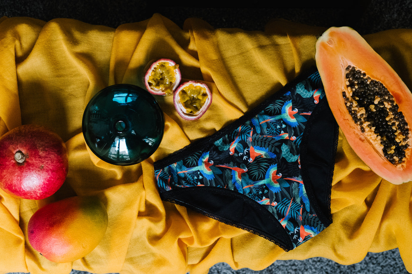Culotte menstruel et fruits exotiques